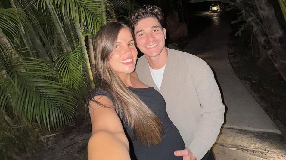 Emilia Ferrero y Julián Álvarez