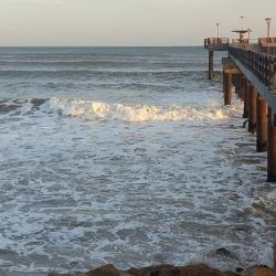 A casi un mes del inicio del verano, el mar es una de las principales atracciones del pescador. También el sur suma adeptos con la temporada truchera.