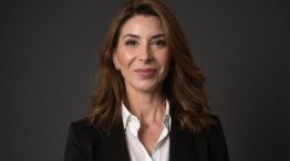 Dra. Carla Junqueira 