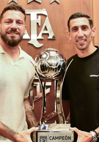 Fatura Broun y Ángel Di María 