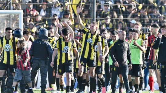 Deportivo Madryn clock up the miles in search top flight dream