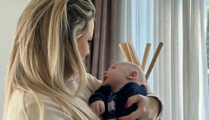 Alejandra Maglietti y su hijo, Manu