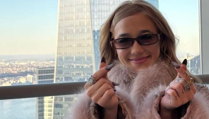 La desbordante alegría de Ángela Torres al verse en las pantallas del Times Square de Nueva York: "Qué locura"