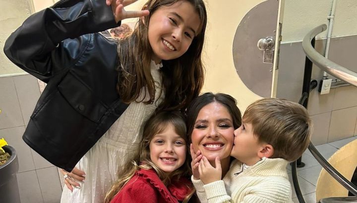La China Suárez publicó un álbum inédito de fotos junto a sus hijos Rufina, Magnolia y Amancio en la Patagonia