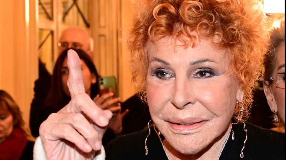La legendaria cantante italiana Ornella Vanoni murió a los 91 años.