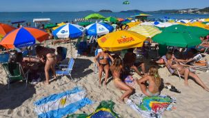 24112025_Argentinos_Playa_Floripa