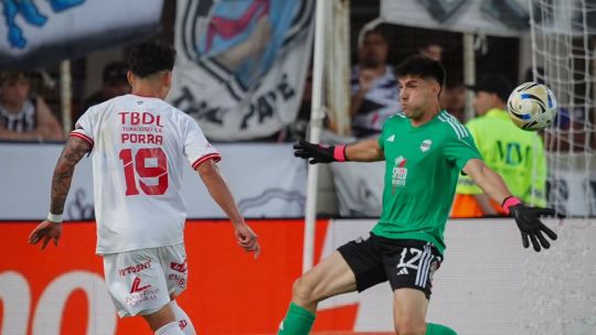 Barracas Central, con uno menos, le ganó a Riestra: lesiones, expulsiones y pocas vistas