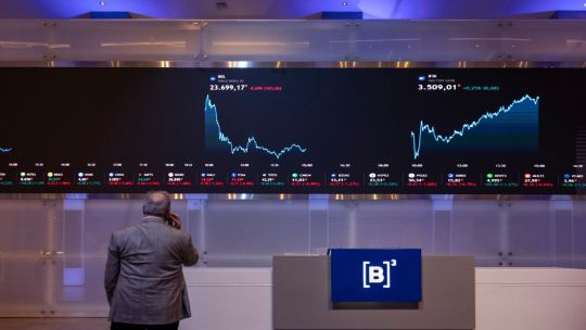 Traders hunt for next Argentina as Trump’s sway shapes bets