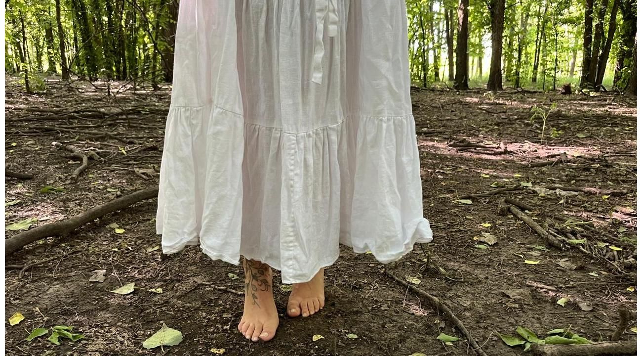 La raíz humana que se debilita en la prisa moderna