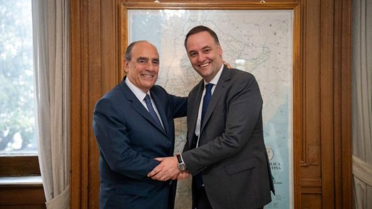 Guillermo Francos y Manuel Adorni | Foto:CEDOC