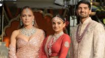 Jennifer Lopez, Netra Mantena y Vamsi Gadiraju