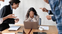 Violencia contra la mujer en el trabajo