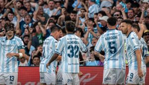 Racing avanzó a cuartos eliminando a River Plate