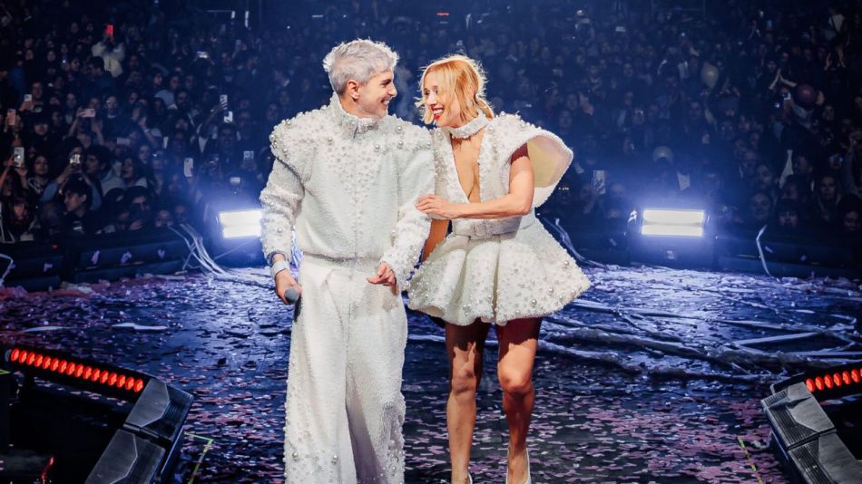 Ale Sergi y Juliana Gattas