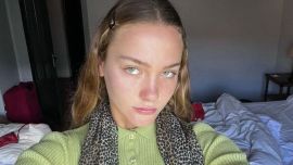 Sofía Solá, la hija de Maru Botana vende ropa en una feria americana