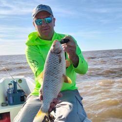 El último mes del año llega lleno de expectativas, con un pique que promete ir en ascenso y con la finalización de la veda para la pesca del pejerrey.