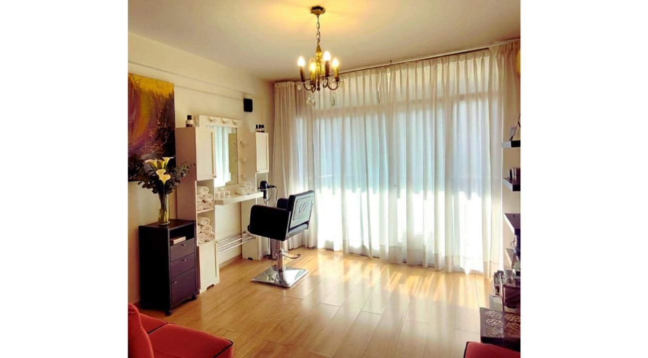 Mitica Studio by Nax Artig: la revolución del cabello con visión escultórica