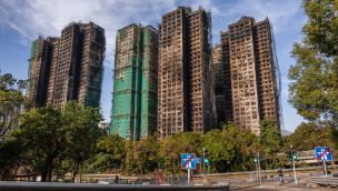 Edificios quemados en Hong Kong 28112025