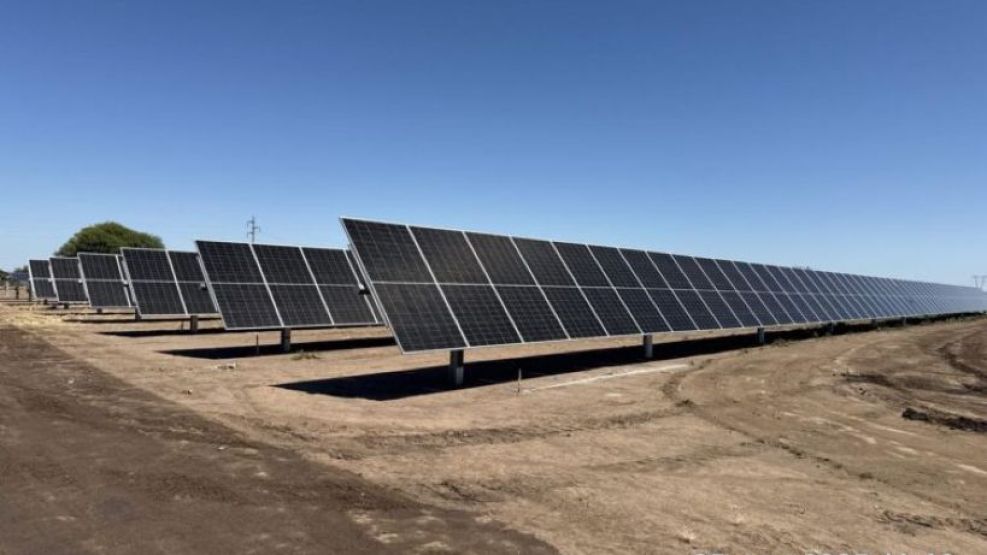 28-11-2025 Parque solar ecovoltaico Grupo Dinosaurio Córdoba