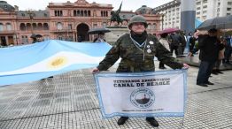 Marcha de pañuelos negros y contramarcha 2