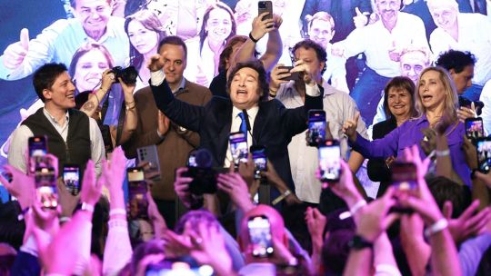 301125_milei_acto_xinhua_g