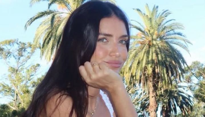 Así es la habitación nórdica de Zaira Nara: minimalismo, detalles en madera y un rincón especial para sus hijos