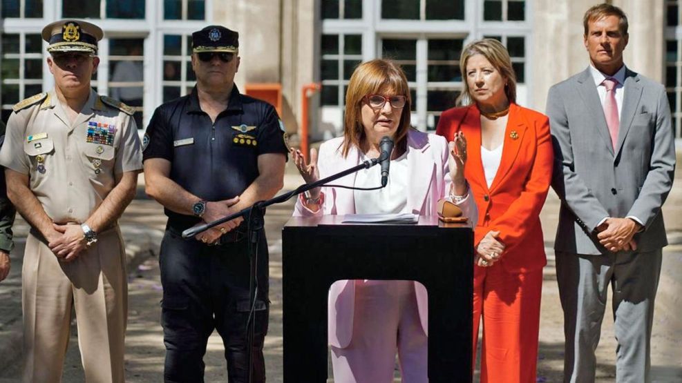 301125_bullrich_migraciones_cedoc_g