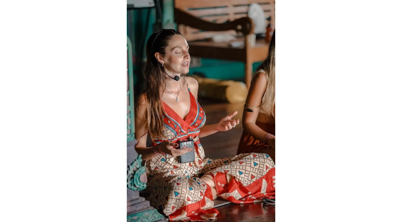 KundalFlow Yoga: Un método inclusivo que transforma desde el cuerpo y el alma