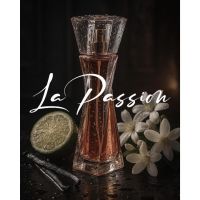 Azucena Ocampos, creadora de VAL-ROU presentándonos su nueva fragancia para ellas “La Passion”