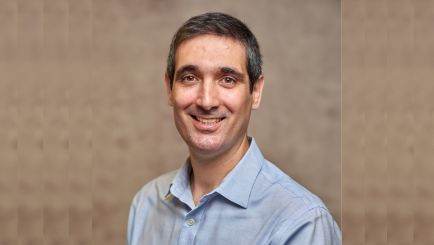 Sebastian Rago Wall Chase