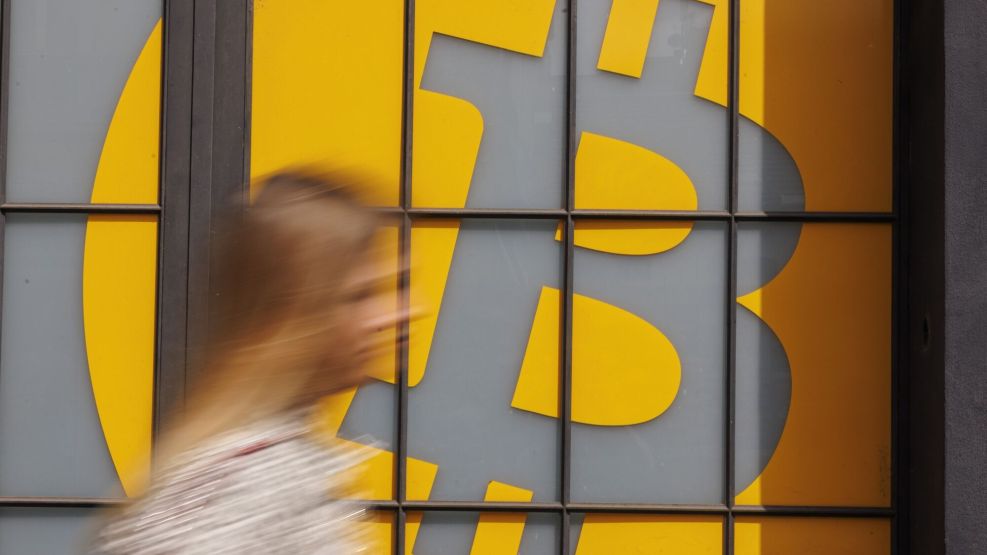 Cryptocurrencies in the Czech Capital as Traders Assess Stablecoin Fallout