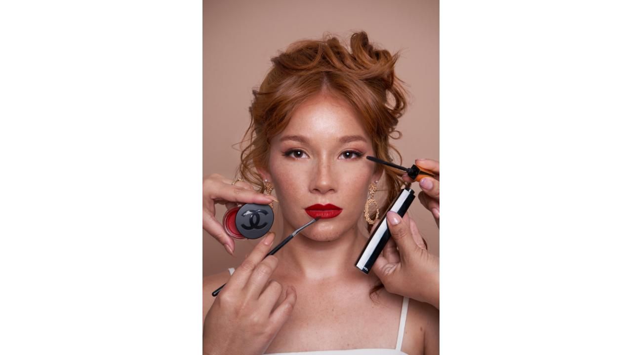 Qué tener en cuenta a la hora de elegir un maquillador para tu evento