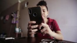 Australia prohibió las redes sociales a los menores de 16 años y podría incluir a LinkedIn.