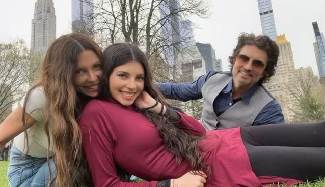 Mónica Ayos, Diego Olivera y Victoria Olivera Ayos