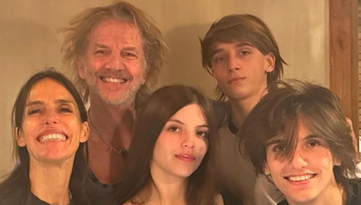 Sin colegio tradicional, con foco en sus intereses y en el respeto hacia los animales: así crecen los hijos de Facundo Arana y María Susini