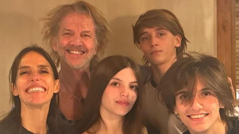 Facundo Arana, María Susini y sus hijos