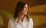 Las cuatro camisas infaltables de Juliana Awada para looks cancheros, frescos y cómodos