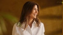 Las cuatro camisas infaltables de Juliana Awada para looks cancheros, frescos y cómodos