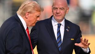 Donald Trump junto a Gianni Infantino