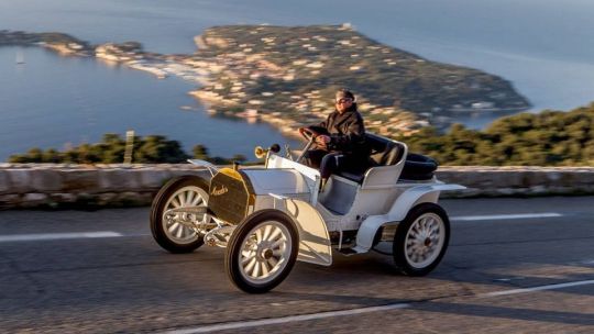 125 años del nacimiento del automóvil moderno: el Mercedes 35 CV