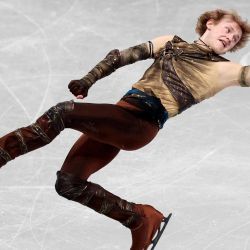 Ilia Malinin de EE. UU. compite en el Programa Corto Masculino Senior en la Final del Gran Premio de Patinaje Artístico ISU en Nagoya. Foto de PAUL MILLER / AFP | Foto:AFP