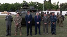 Argentina recibe vehículos blindados Stryker de Estados Unidos 20251203