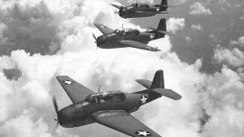 El Vuelo 19 en el Triángulo de las Bermudas: desaparición de 5 bombarderos y 14 hombres, mito avivado por errores y rescate fallido