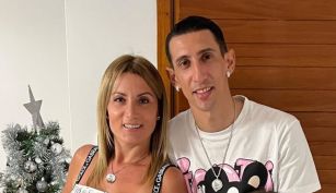 Así es la casa estilo industrial moderna de Ángel di María y Jorgelina Cardoso en Rosario	