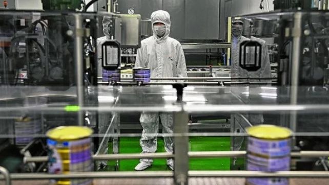 La maquinaria láctea un 50% más barata en China.