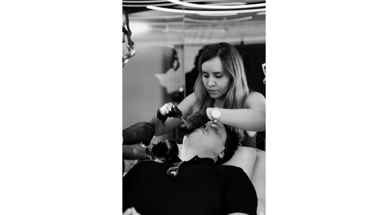 ¿Cuánto dura el relleno del contorno mandibular?