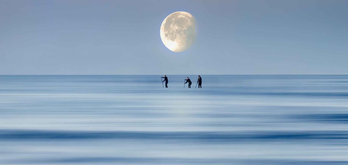 Superluna 2025: cómo influye en tus emociones, tus vínculos y tu energía (según la astrología y la psicología)