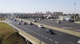Cierre total en la autopista Dellepiane este fin de semana largo: cuáles son los desvíos