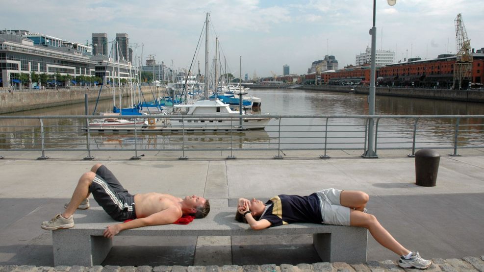 Máxima de 34 grados en el AMBA y alerta meteorológica por tormentas 05122025