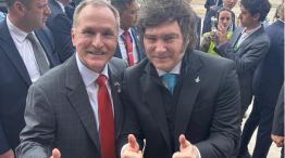 El embajador Peter Lamelas y el presidente Javier Milei en Córdoba.